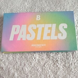 PASTELS Pressed Pigment Palette - Rainbow Pastel Colors
